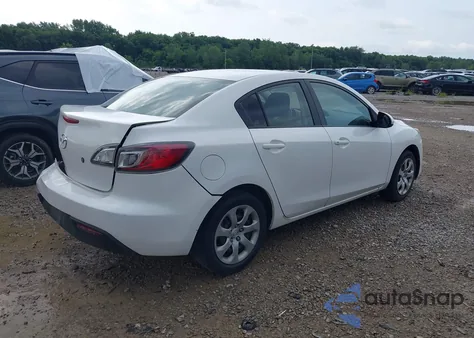 2011 Mazda Mazda3 I Sport из США, поврежденный, VIN JM1BL1UG2B1354791
